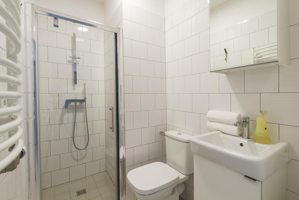 Udanypobyt Studio Rejtana 11