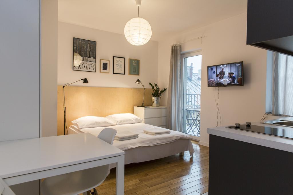 Apartament Udanypobyt Studio Rejtana 11